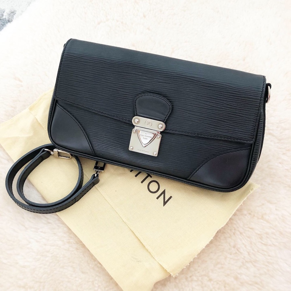 Louis Vuitton Pochette Segur